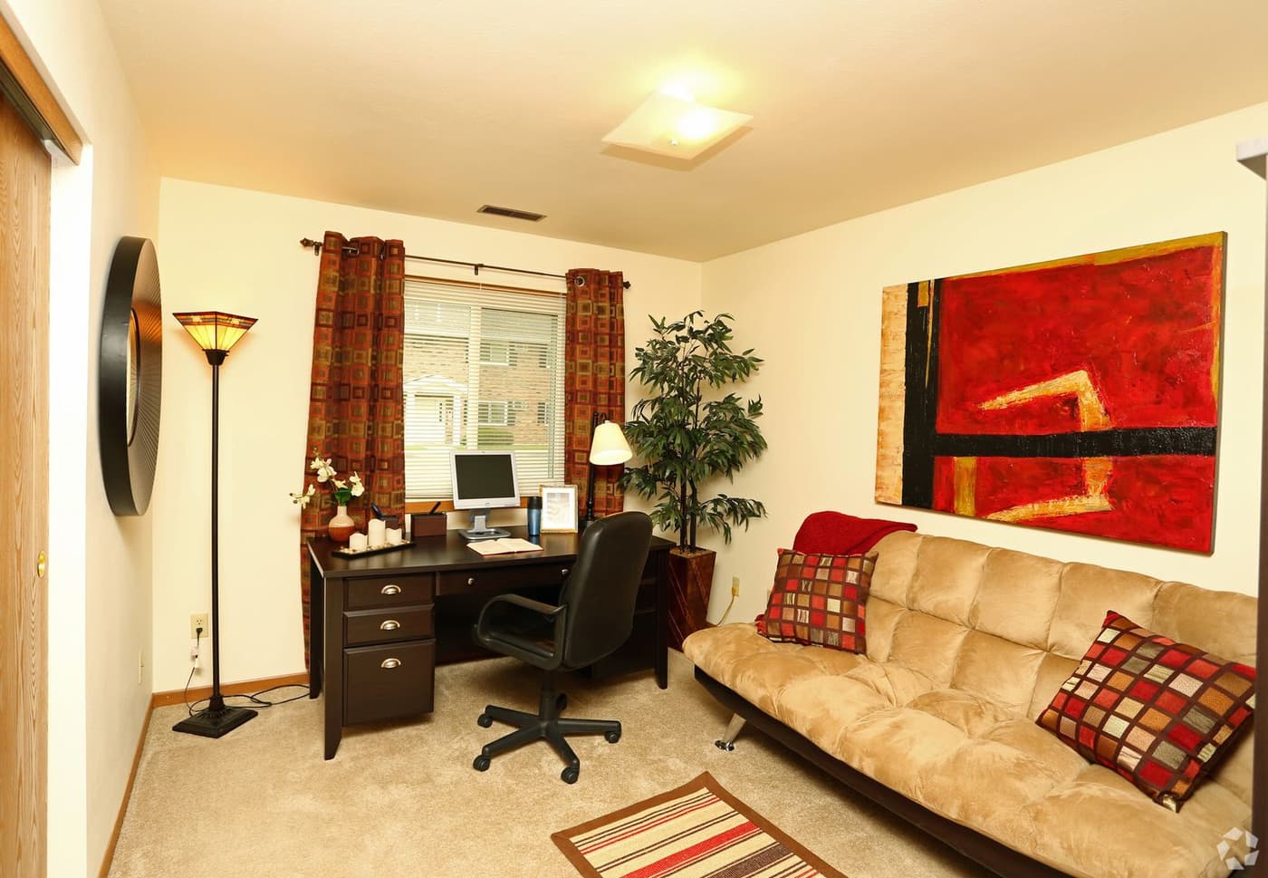 Green Bay apartments for rent - image - large.jpg.jpeg