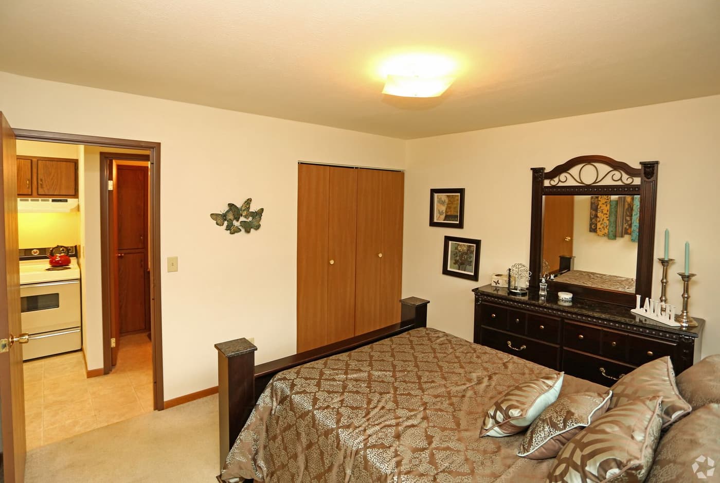 Green Bay apartments for rent - image - large.jpg_5.jpeg