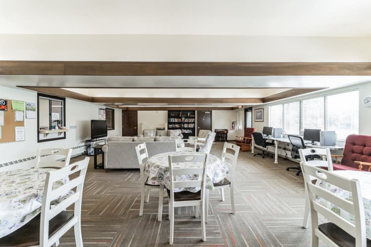 Green Bay apartments for rent - image - 164_DSC1035.jpg