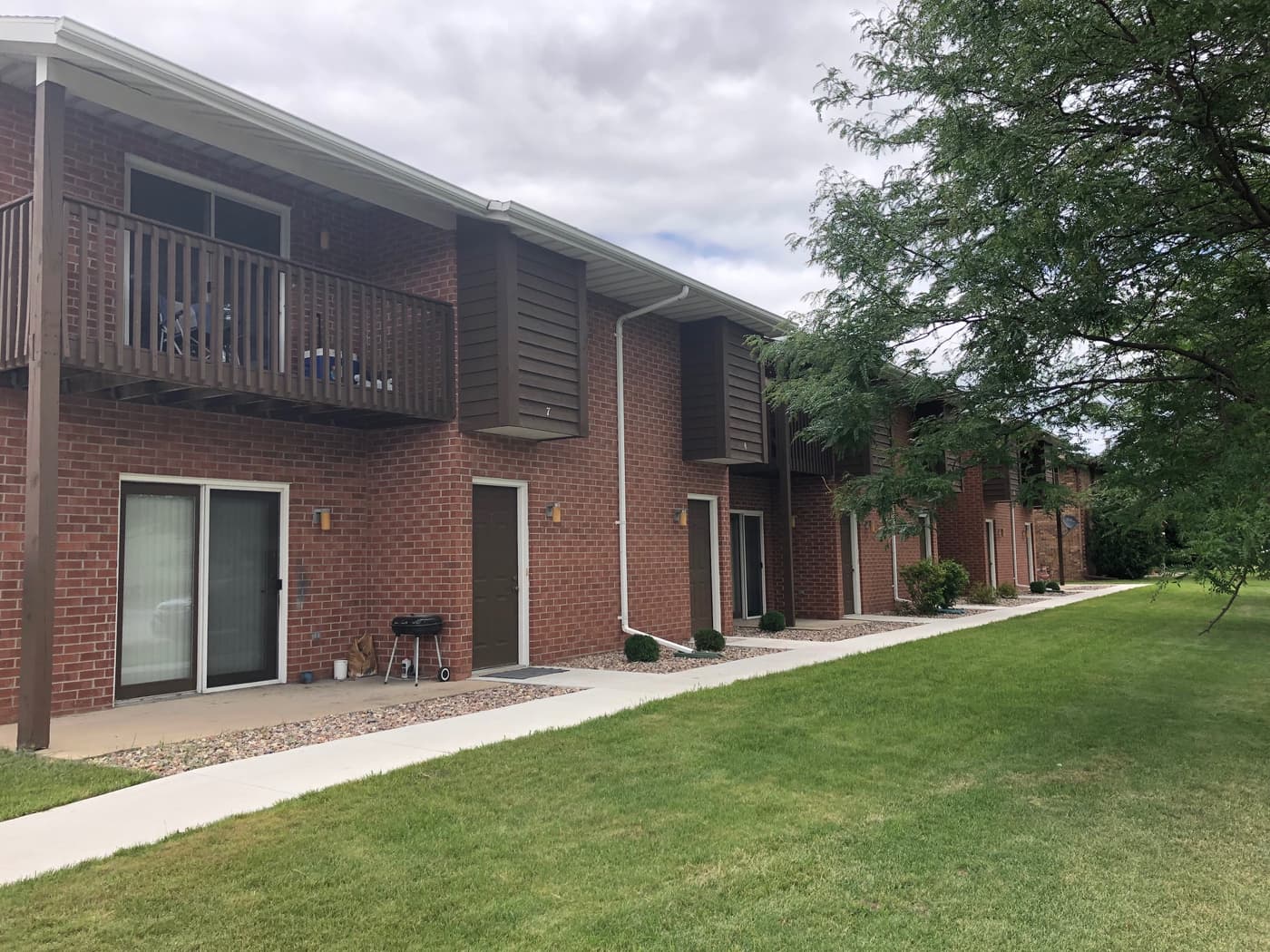 Green Bay apartments for rent - Property image - 1446-52 Seville Dr. - Bellevue - 1