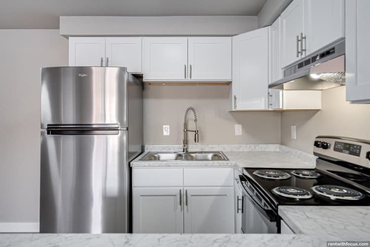 Green Bay apartments for rent - image - large (15).jpg