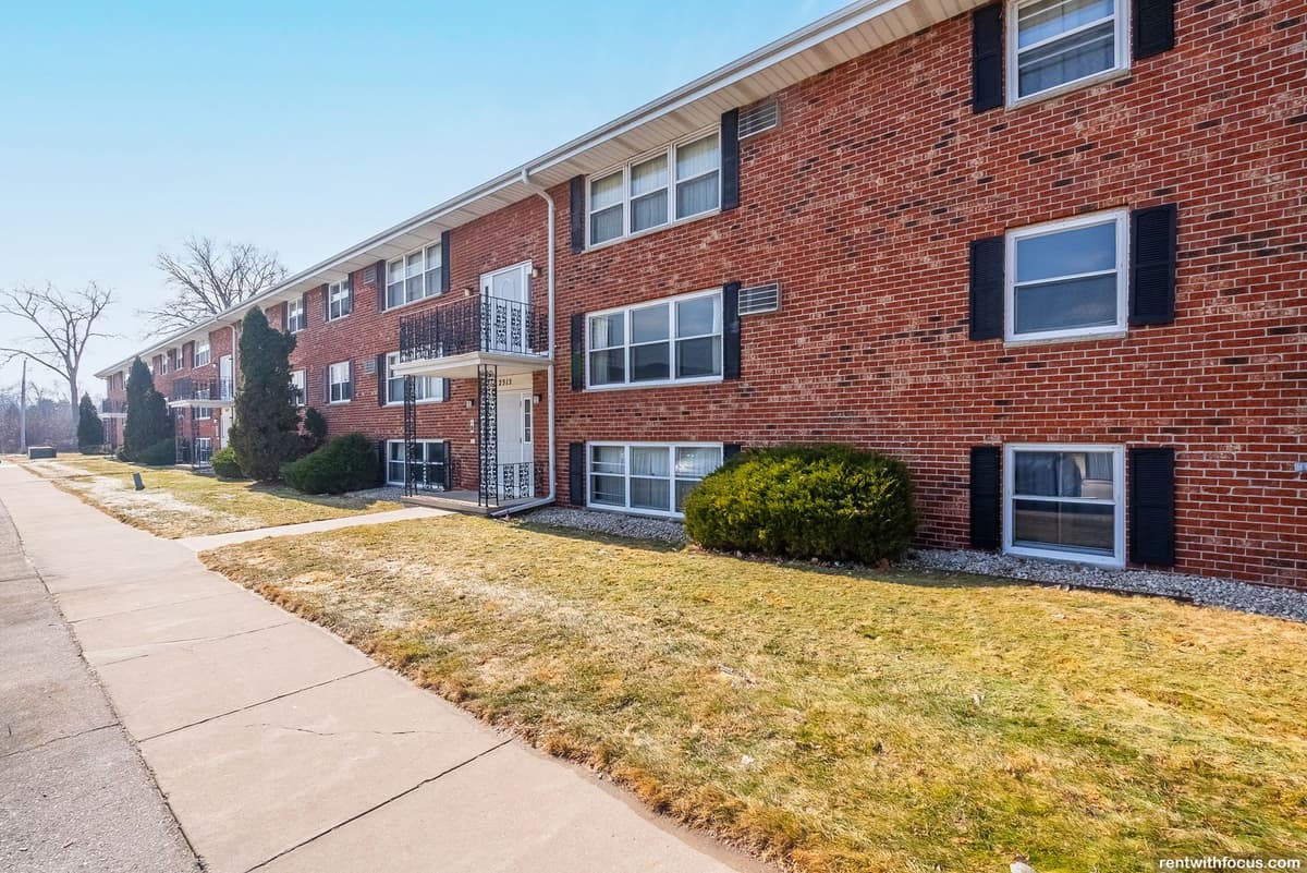 Green Bay apartments for rent - image - large (9).jpg
