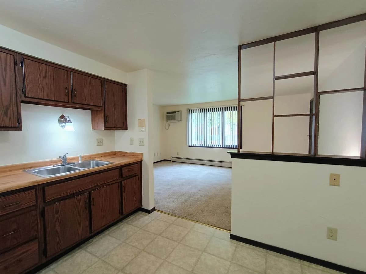 Green Bay apartments for rent - Property image - 1672 Windsor Drive - 2