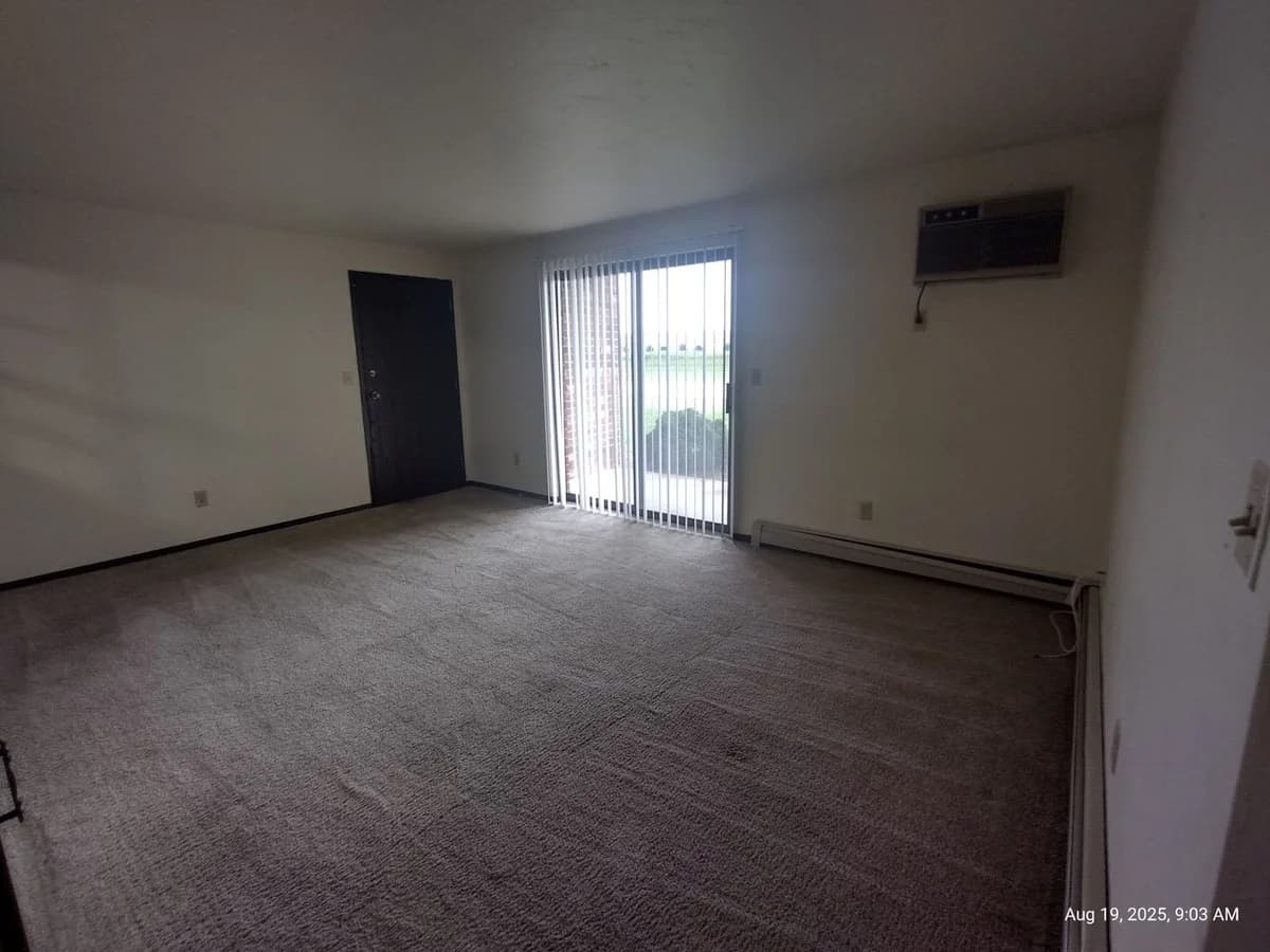Green Bay apartments for rent - Property image - 1710 Westminster Drive - 3