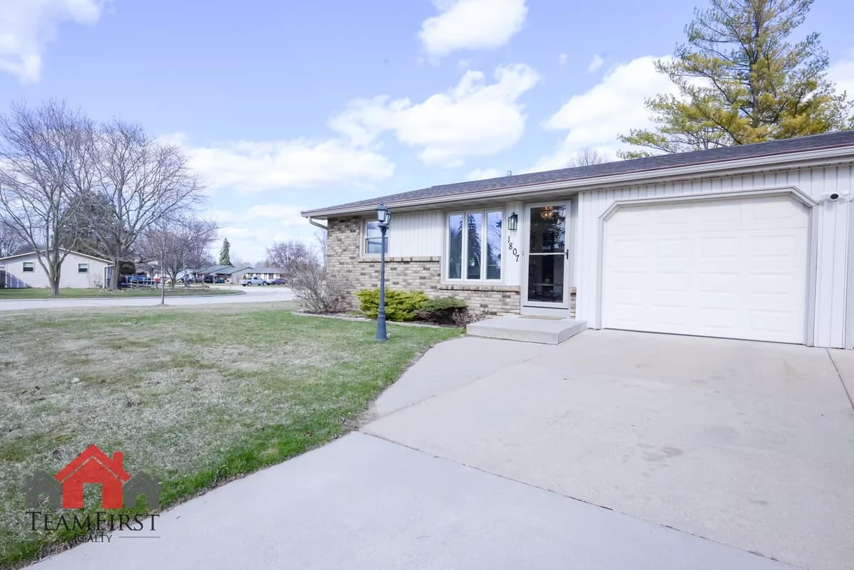 Green Bay apartments for rent - Property image - 1807 Careful Court - 1