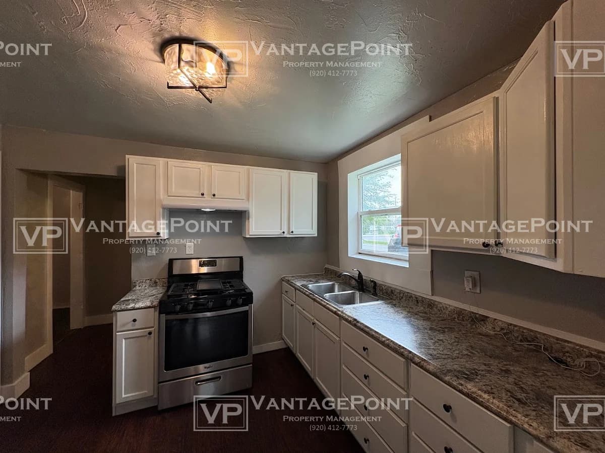 Green Bay apartments for rent - Property image - 1219 Marshall Avenue - 3