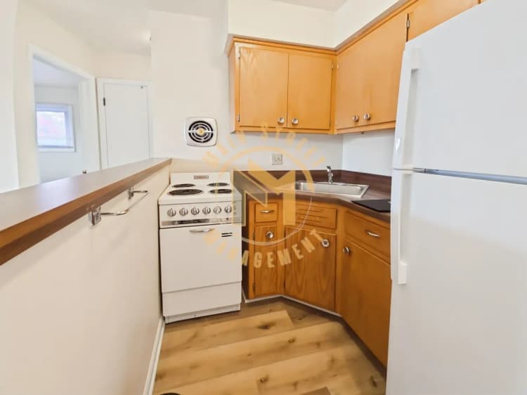 Green Bay apartments for rent - image - imgi_27_large.webp
