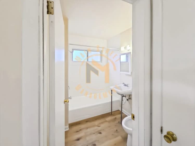 Green Bay apartments for rent - image - imgi_32_large.webp