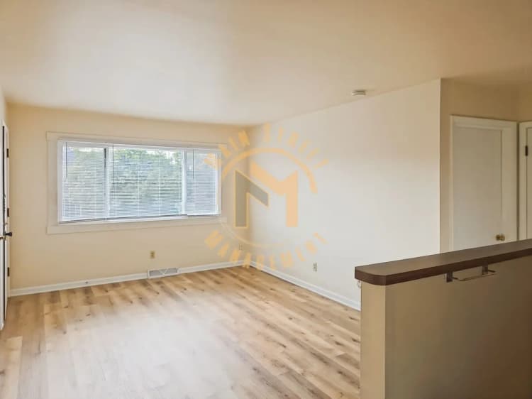 Green Bay apartments for rent - image - imgi_33_large.webp