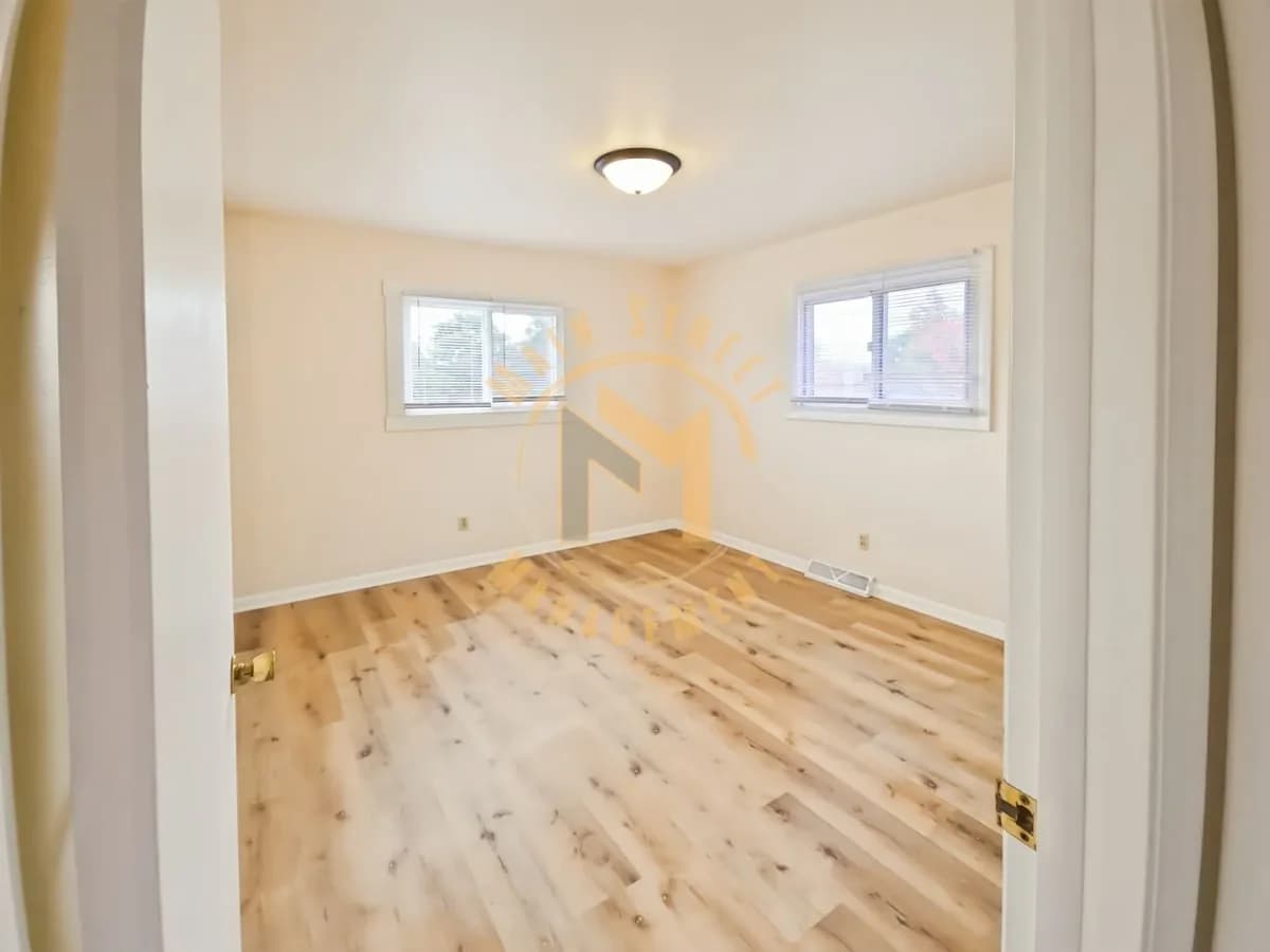 Green Bay apartments for rent - image - imgi_35_large.webp