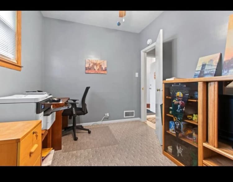 Green Bay apartments for rent - image - IMG_6294 - Mayur Ranpara.jpeg